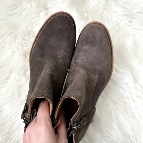 Alberto Fermani Capricia Suede Ankle Bootie Sz 8 Brown - Image 4