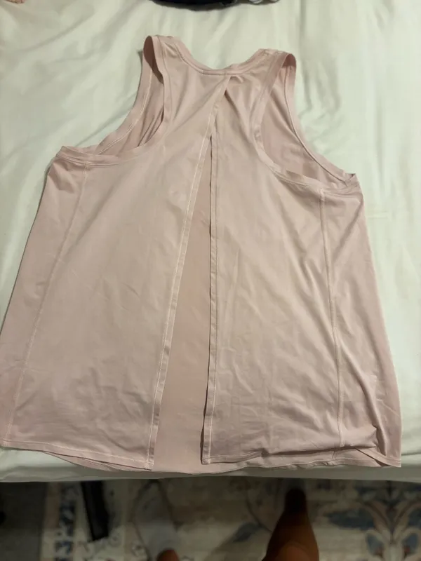 Lululemon tank top - Image 2