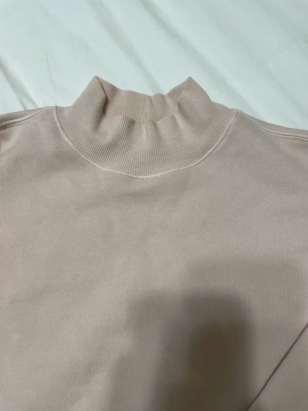Aritzia Sweatshirt TNA - Image 4