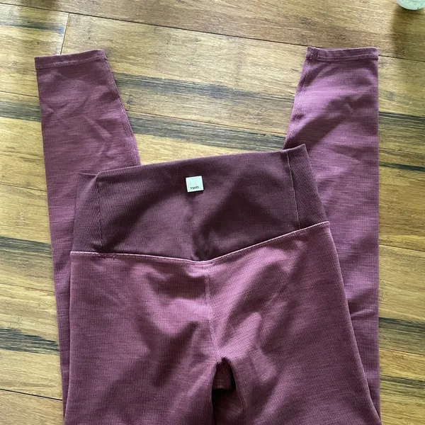 Vuori Lux Rib Studio Legging - Image 5