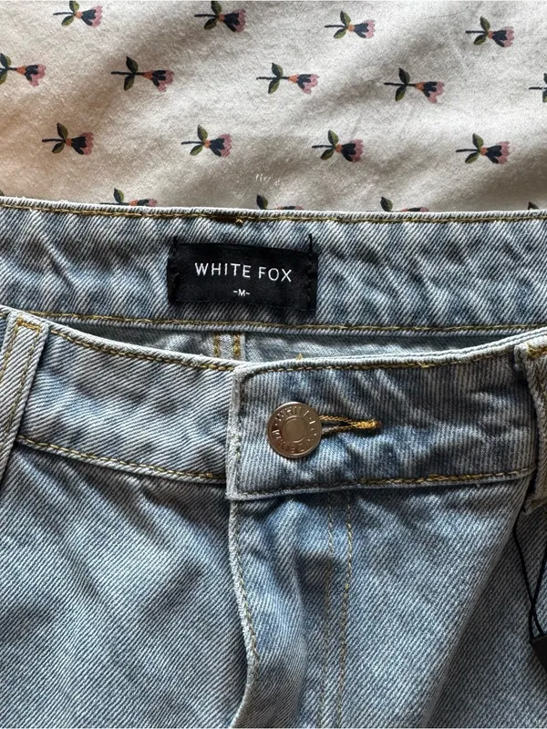White fox denim skirt - Image 3