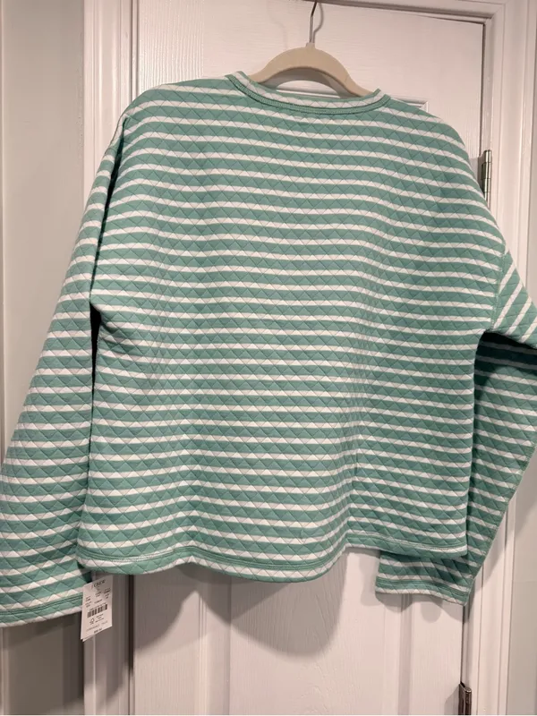 NWOT J. Crew Size M Mint Green Cream Reversible Quilted Striped Crew Sweatshirt - Image 5