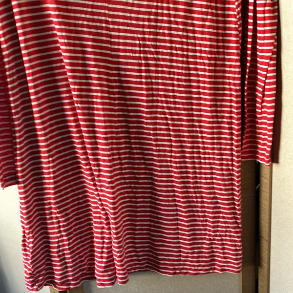 FINAL MARKDOWN GAP Vibrant Red and White Striped t shirt dress medium - Image 11