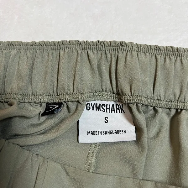 Gymshark Scallop Hem Shaped Shorts Size S Workout Gym Exercise Active Athletic - Image 3
