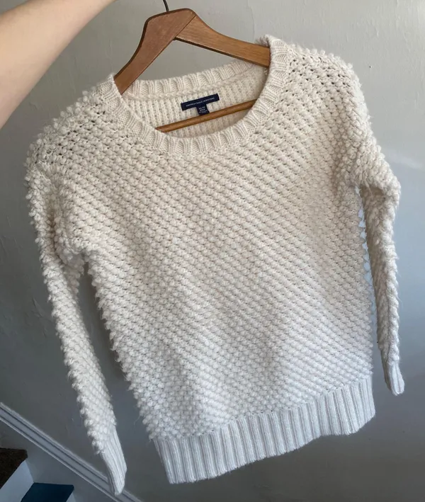 American Eagle White Sweater - Image 2