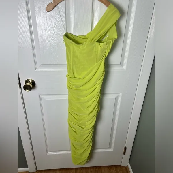 House of CB Green One Shoulder Valentina Lime Asymmetric Cut Out Midi Dress XS - Image 8