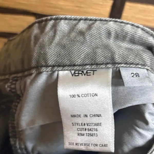 Vervet Olive‎ Green Crop Jeans Size 28 - Image 6