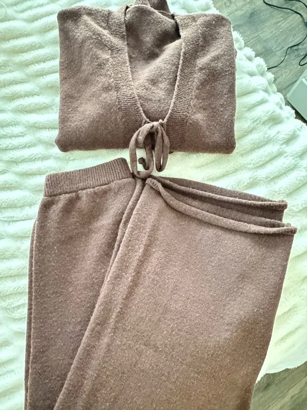 Brown cozy set Size M - Image 5