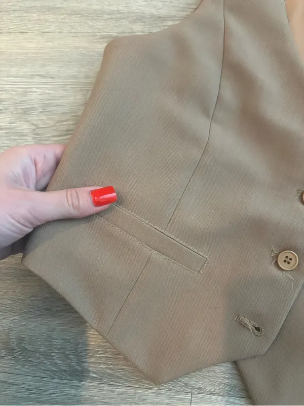 EDIKTED TAN VEST JACKET  M - Image 5