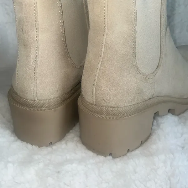 Steve Madden‎ Cream Ankle Booties with Suede Texture - Image 8