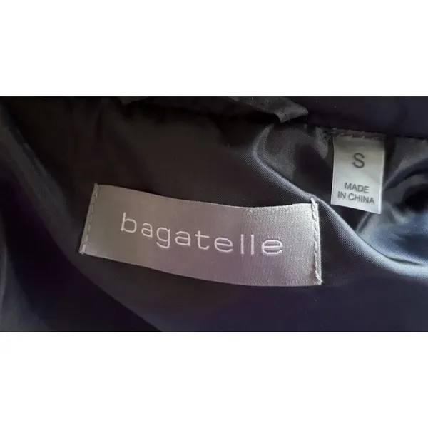 Bagatelle Vest Navy Quilted Size Small Toggles Zip Snap Button Cabin Lodge Fall - Image 7