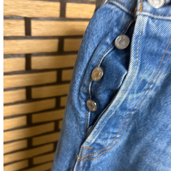 Levi‎ Strauss Jeans SIze 28 - Image 6