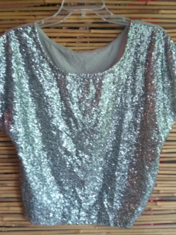 Beautiful M Whimseygoth Crew Neck Sparkly Sequins Crop Top in Silver - Image 2