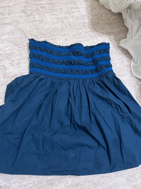 By Anthropologie strapless smocked top size small - Image 2