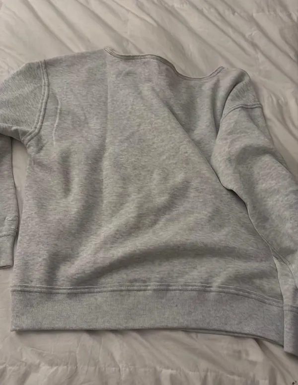 Hollister Crewneck - Image 4