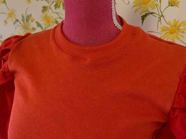 Long Puff Sleeves Top size S/M - Image 5