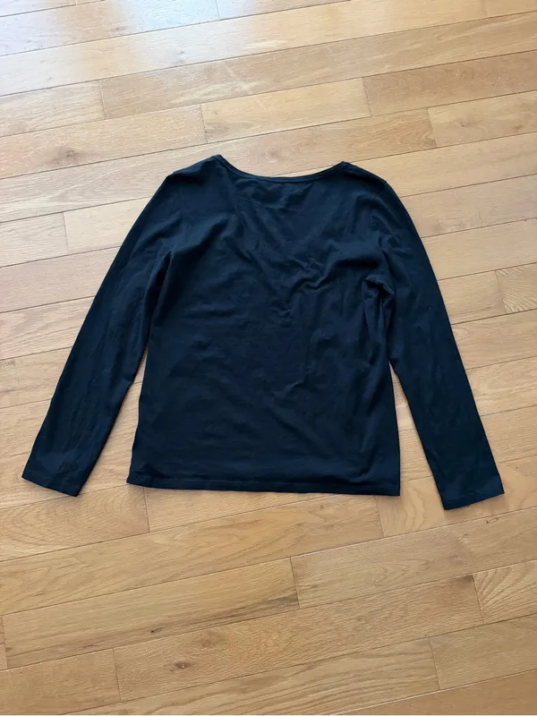 Theory Long Sleeve Black Tee Size M Organic Pima Cotton - Image 2
