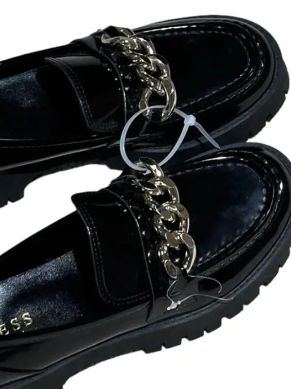 NEW Guess Women's 1.5-Inch Platform Heel Chain Loafers Black - Image 4