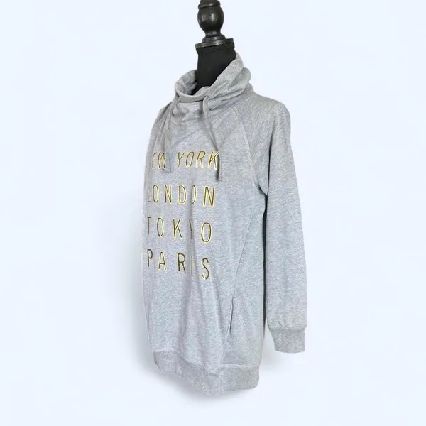 GAP Grey Hoodie New York London Tokyo Paris Minimalist Size Small - Image 5