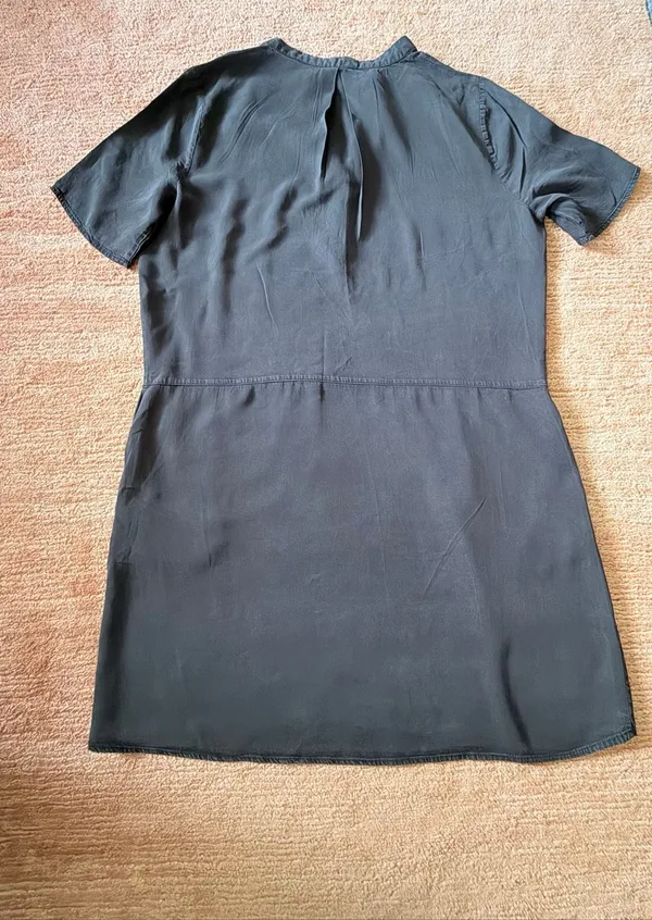 Everly Black Lyocell Popover Shift Dress Size Unmarked Short Sleeve Pockets - Image 9
