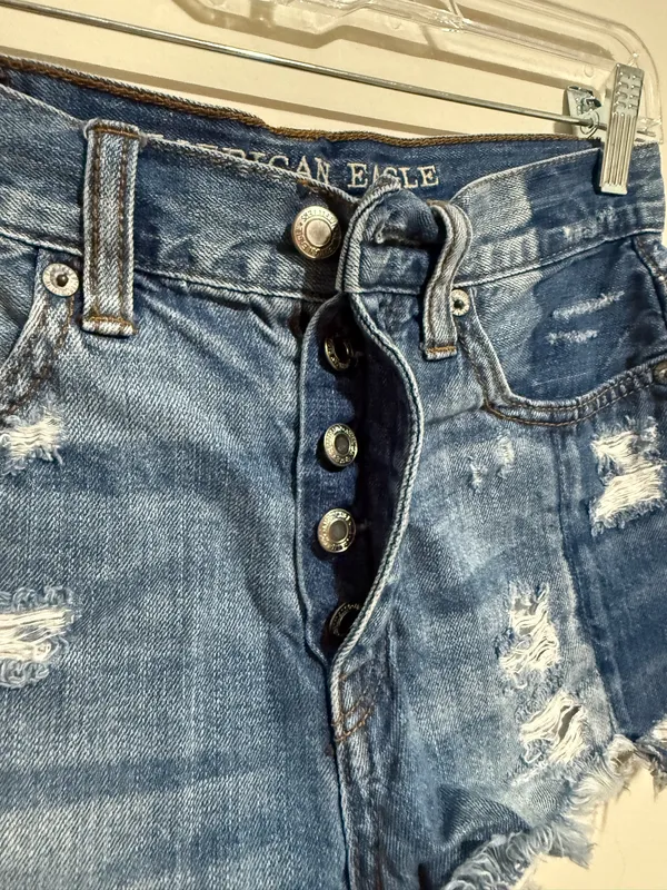 American Eagle Shorts - Image 3