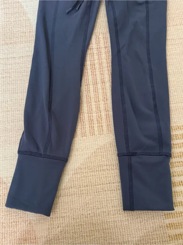 Yogalicious Lux Polarlux Prestige 7/8 Jogger Purple XSmall EUC - Image 2