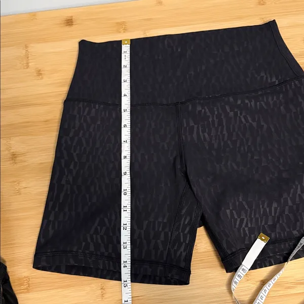 Lululemon Size 8 Women's Align High-Rise Athletic Shorts W7BV9S - Image 4