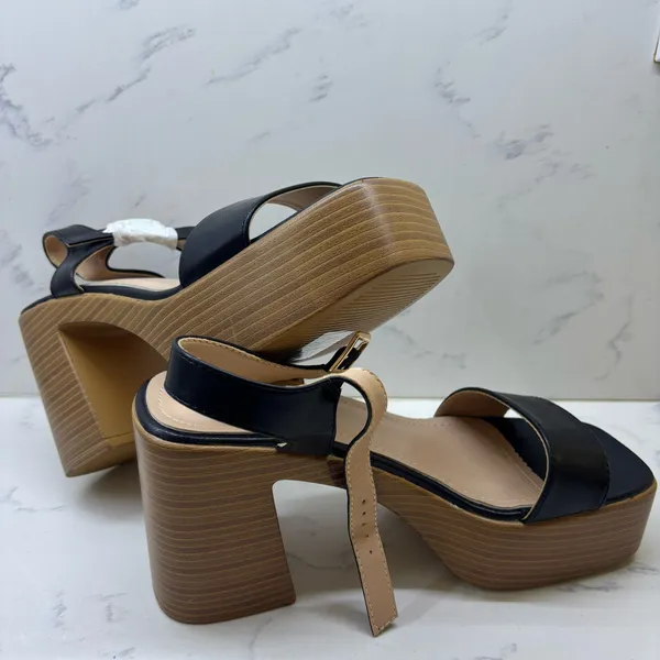 Bella Marie Black Square Toe Block Heel Sandals Size 9 NWOT Minimalist Sleek - Image 3