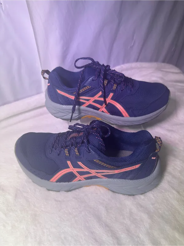 Asics Navy Running Shoe with Coral Stripes and Yellow-Green Outsole - Image 2