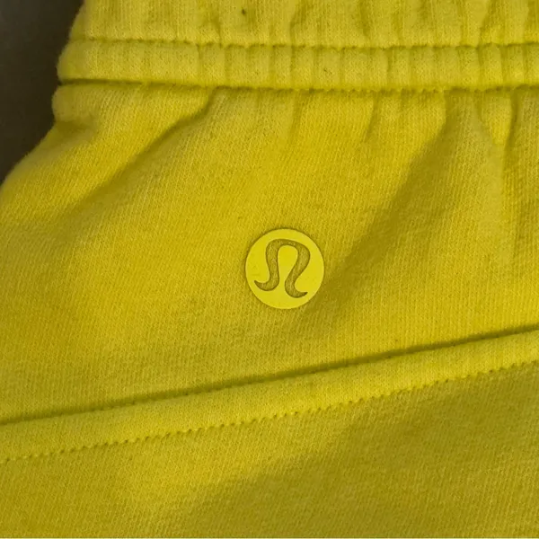 Lululemon Loungeful High-Rise Short 7" in Electric Lemon - Image 4