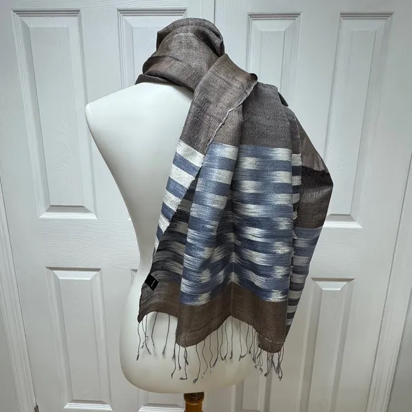 Unisex Silk Scarf With Thin Fringes‎ 68" x 25" - NEW in Bag. - Image 3