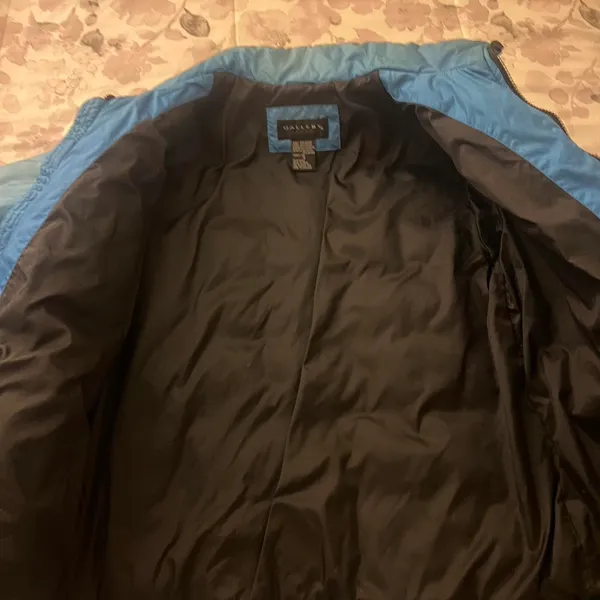 Blue Gallery Sport puffer jacket #pufferjacket No flaws Never wear Size small - Image 4