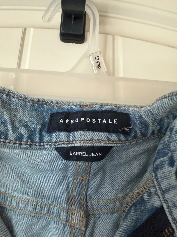 Aeropostale Jeans - Image 3