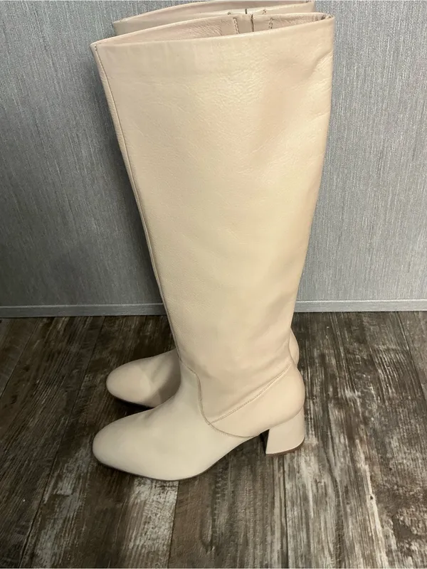 NWOB Seychelles Beige Knee High Block Heel Boots Size 10 - Image 10