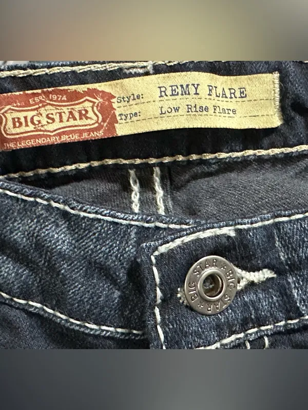 Big Star Remi low rise flare jeans embellished back pockets size 30 y2k - Image 9