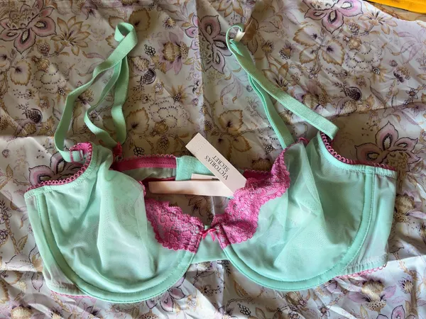 PINK Victoria's Secret bra - Image 2