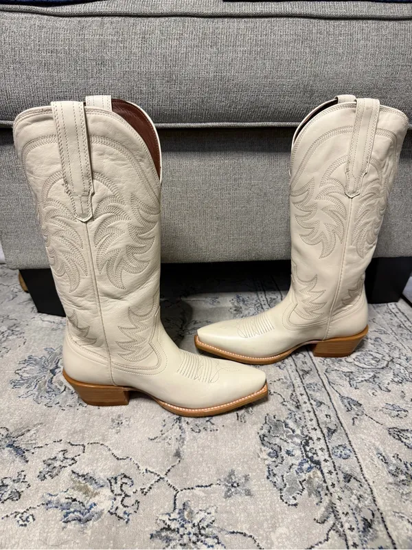 Tecovas The Annie Boots in Bone Size 7.5 - Image 9