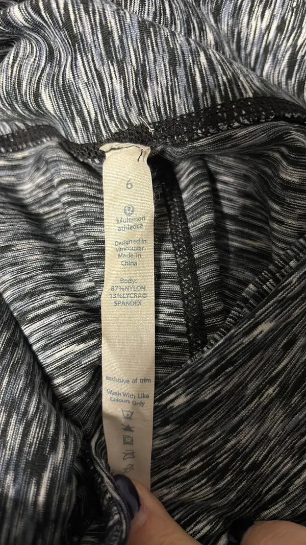 Lululemon leggings. Size 6. Gray. - Image 4
