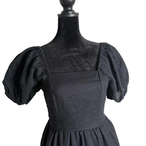 Chelsea & Violet Black Linen Blend Tiered Dress XS Open Back Puff Sleeve Mini - Image 4