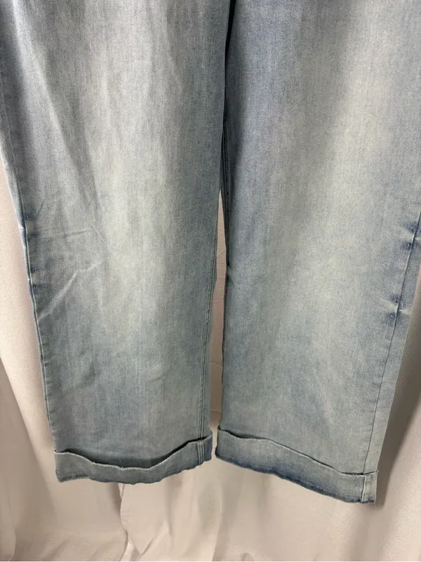 Risen Medium Wash Wide Leg Cuffed Denim Jeans Plus Size 2X 18/20 NEW NWT - Image 4