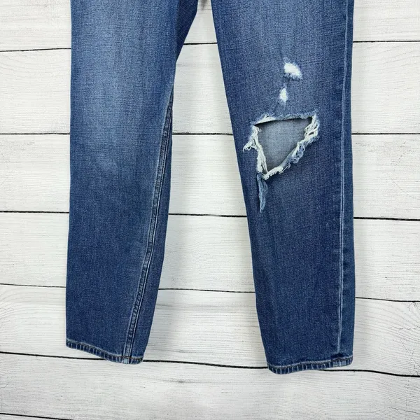 Abercrombie & Fitch The Mom High Rise Curve‎ Love Jeans Size 26 / 2 Distressed - Image 3