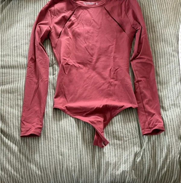 Abercrombie Rust Red Bodysuit XS - Image 3