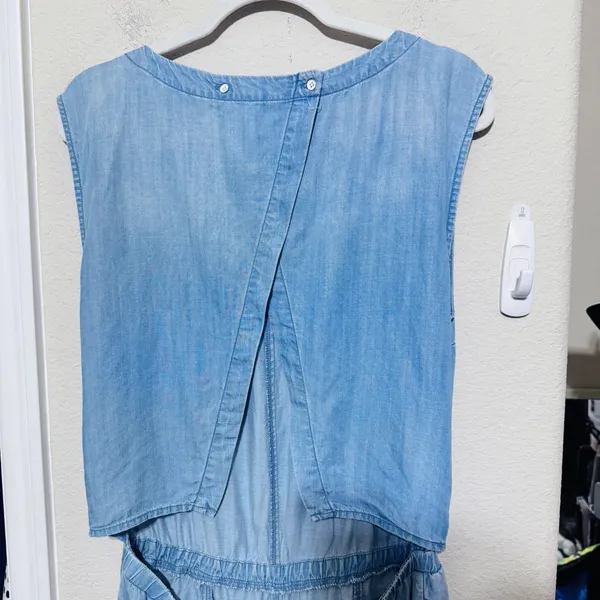 Anthropologie Cloth‎ & Stone Blue Chambray wide Leg Jumpsuit sz M open back - Image 4