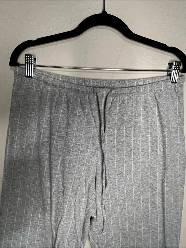 Lauren Ralph Lauren Essentials Bingham Knits Gray White Striped Capri Pajama Set - Image 10