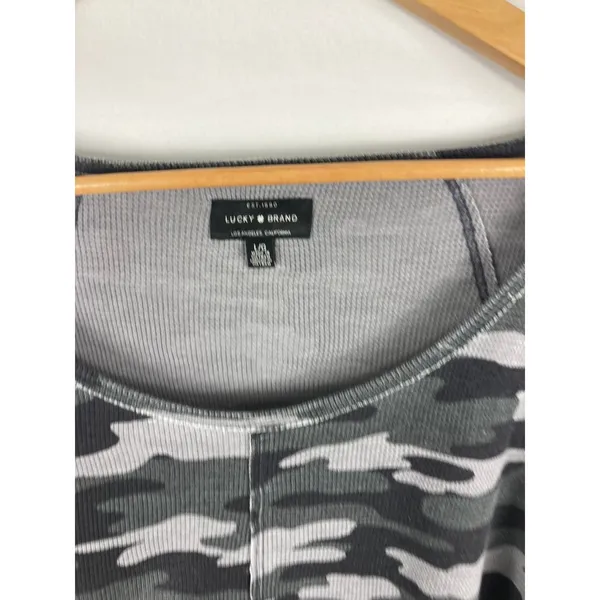 Lucky Brand Camo Thermal Waffle Long Sleeve Top Size Large - Image 3