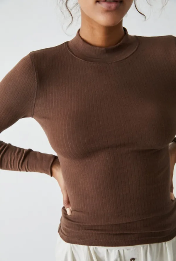 Free People Turtleneck - Image 5
