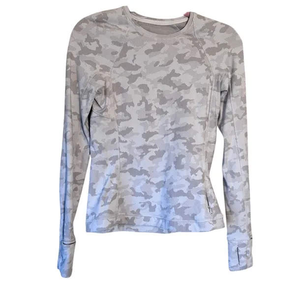 Lululemon Grey Camo Print Long Sleeve Shirt Womens 6 Athletic Fall Cozy Runners - Image 2