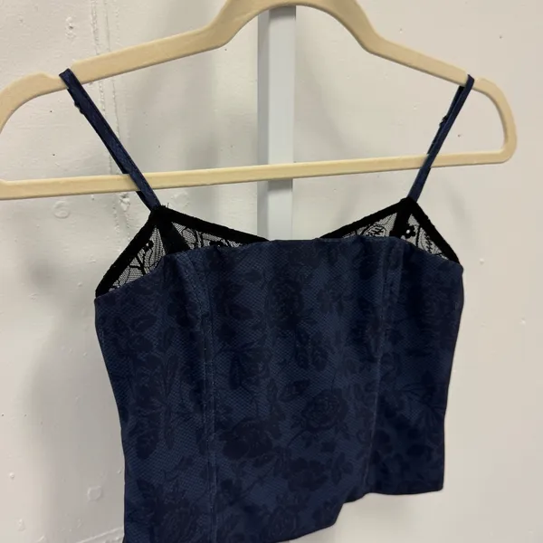Edikted Navy Blue Floral Mesh Lace Trim Corset Cami Crop Top Small Whimsigoth‎ - Image 3