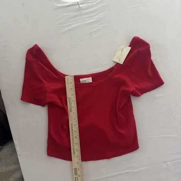 Universal Threads Women's Shrunken Short Sleeve Scoop Neck T-Shirt - Red L - Image 6
