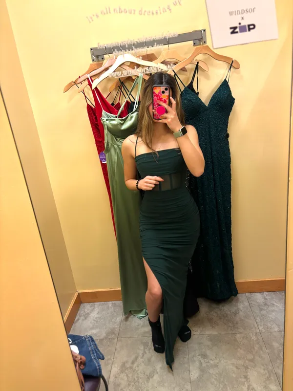 Windsor Prom Dress - Image 4